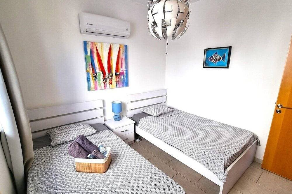 Foto 5 von 25: Beach Haven: 7-Minute walk to the beach + Pool