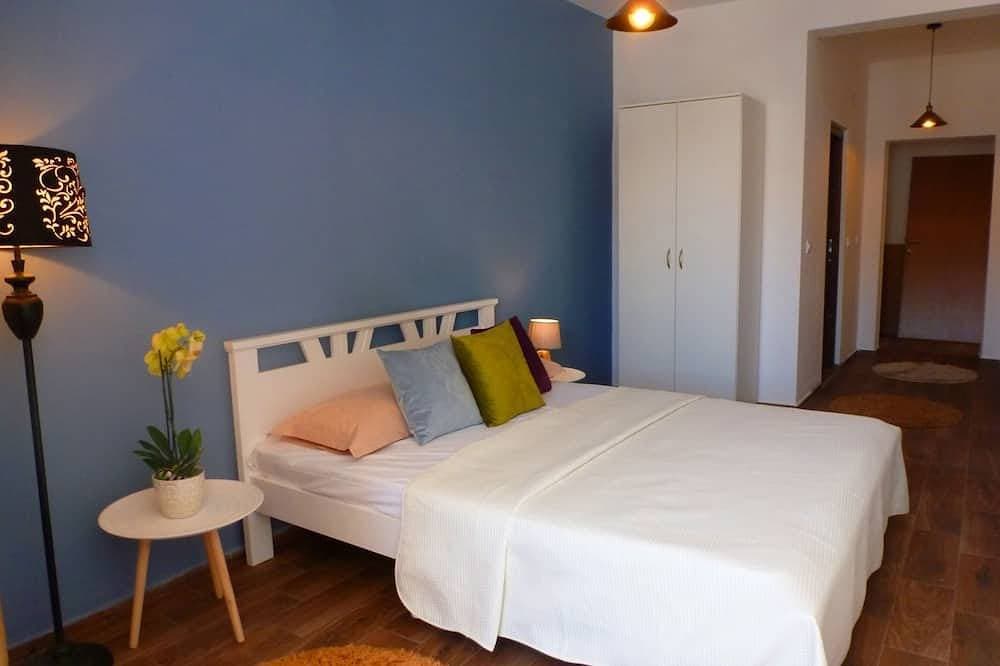 Foto 3 von 10: Panoramablick vom Deluxe Studio \"Lungo Mare\"