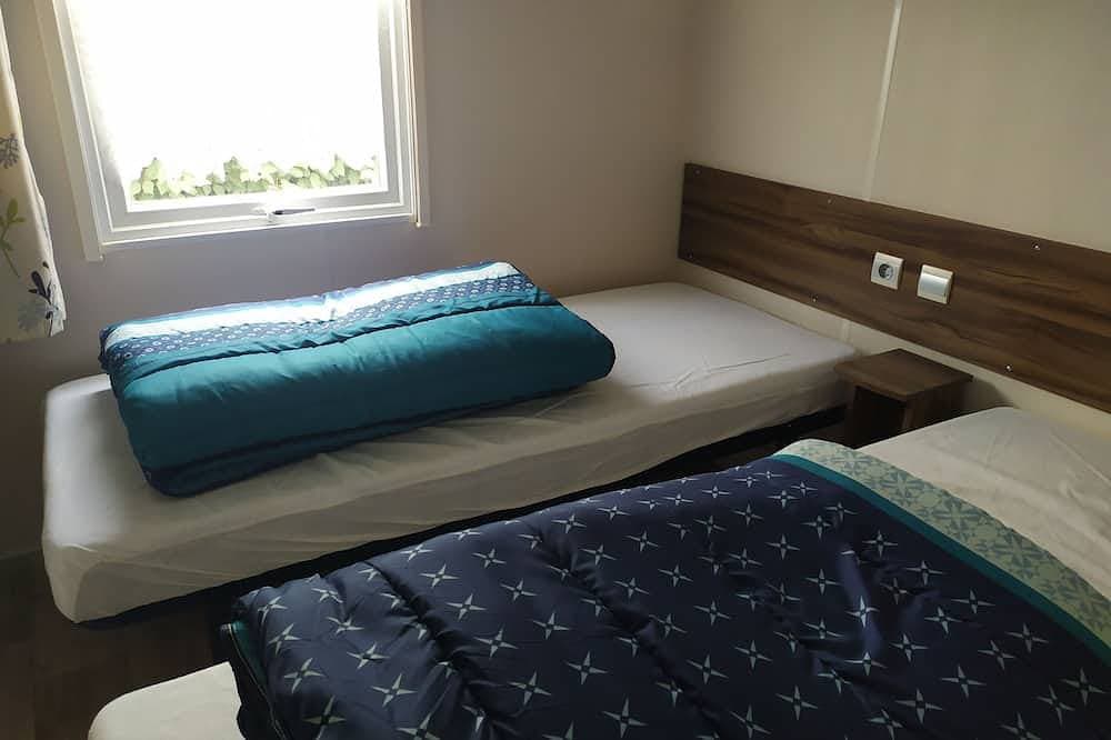 Foto 3 von 16: Mobil-home Dans Camping Calme Avec Piscine, 2,8 km de la Plage