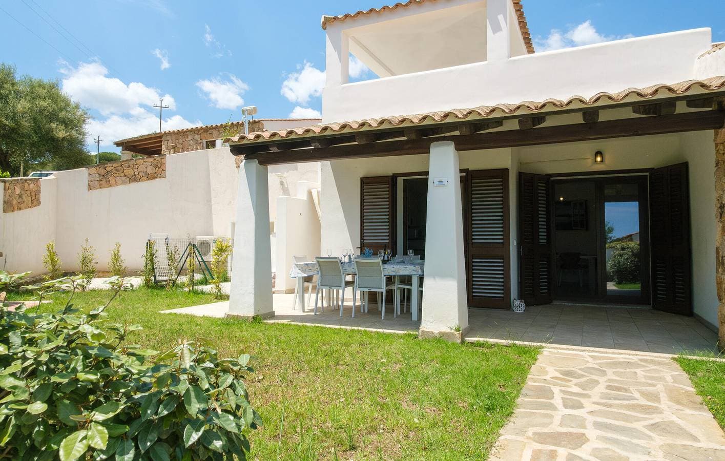 Budoni Wohnung: AC, Parkplatz, WiFi & 2km zum Strand 1