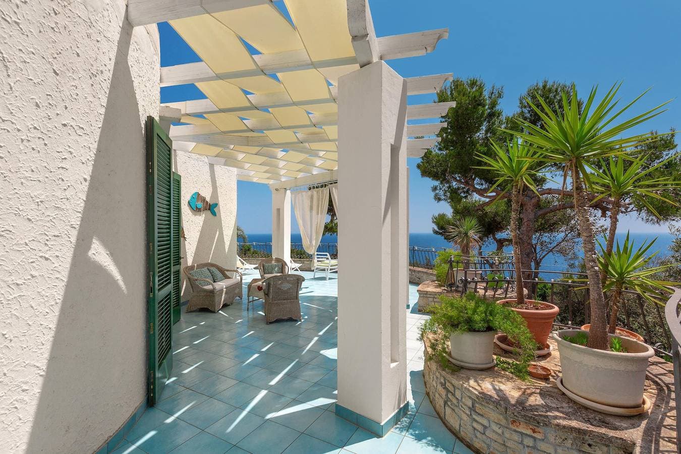 Foto 5 von 65: Villa für 8 Personen mit Terrasse