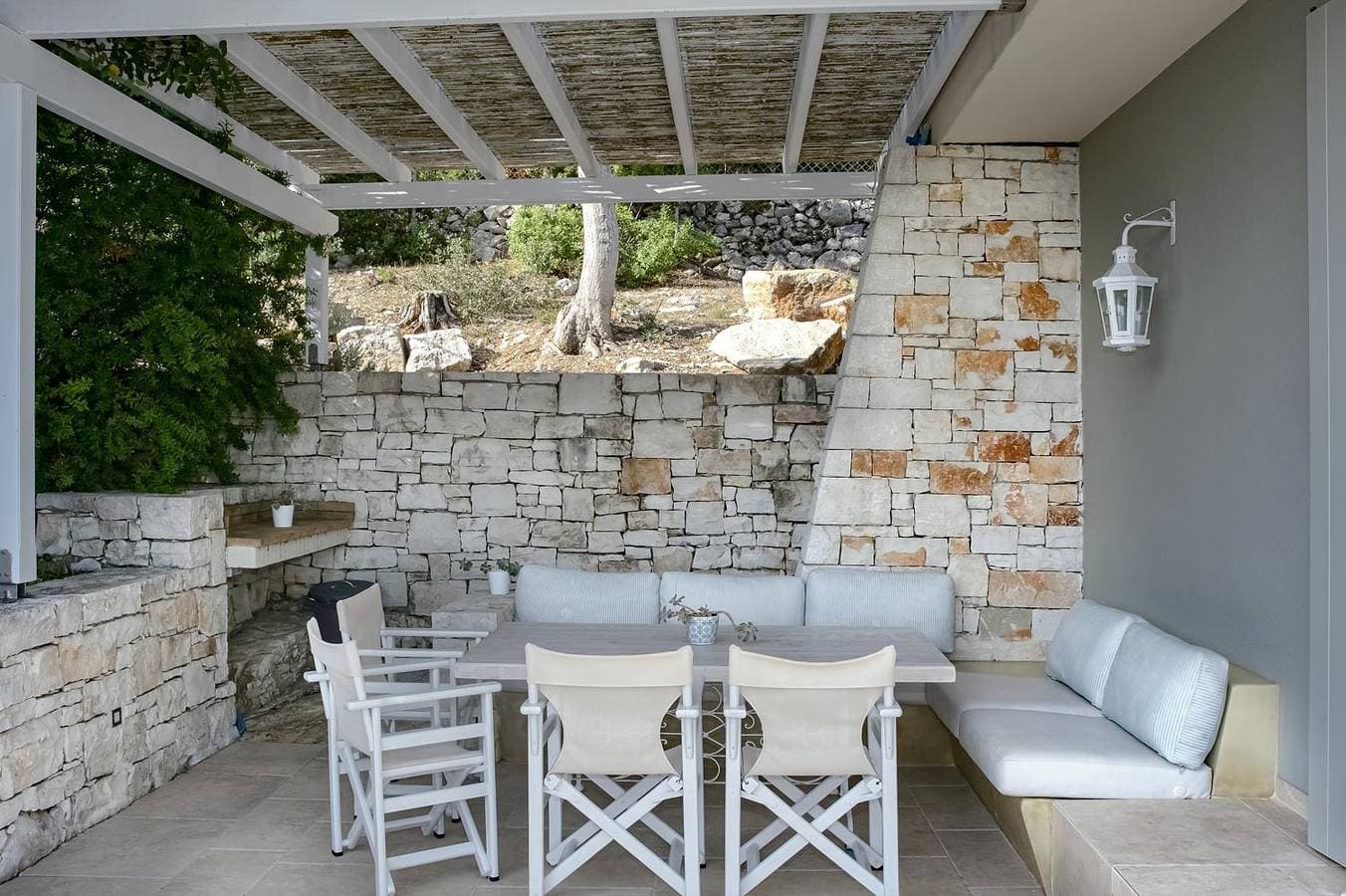 Foto 12 von 24: Villa für 4 Personen mit Balkon