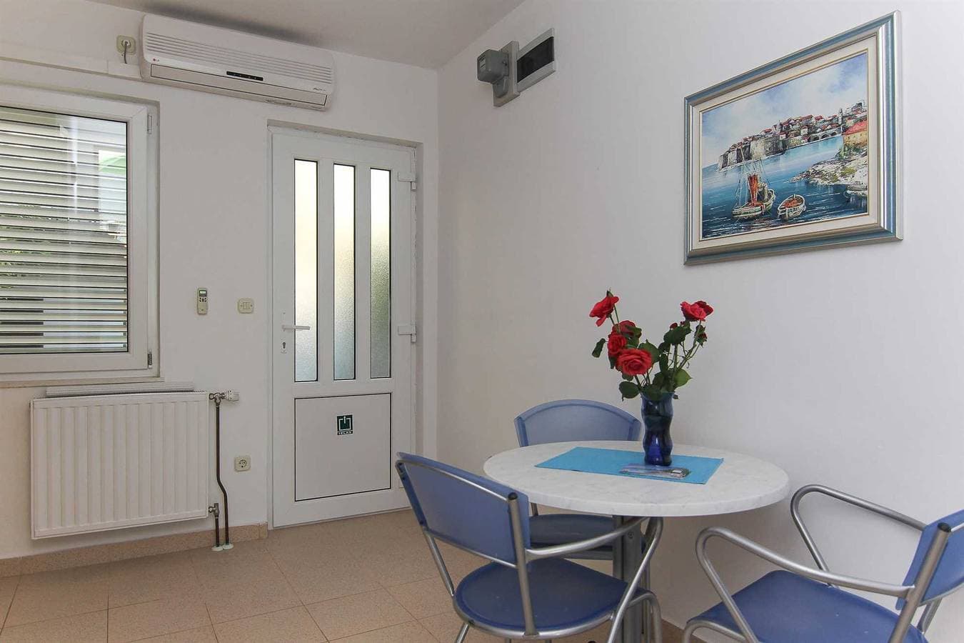 Foto 9 von 15: Villa Alex Ferienwohnung mit 1 Schlafzimmer (Luka)