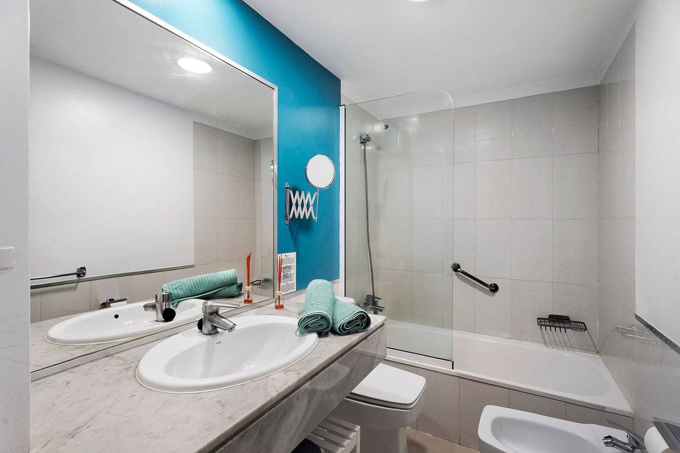Foto 8 von 25: Ferienwohnung "La Quinta" mit Meerblick, Gemeinschaftspool und WLAN