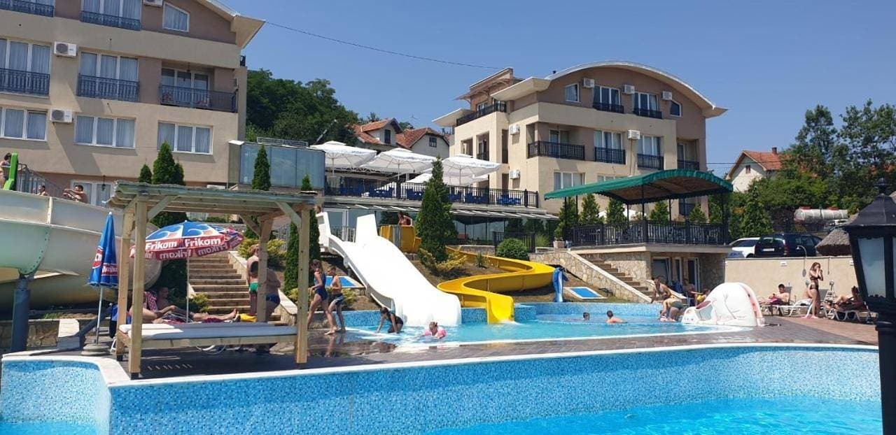 Sunny Hill Apartments & Aqua Park 1
