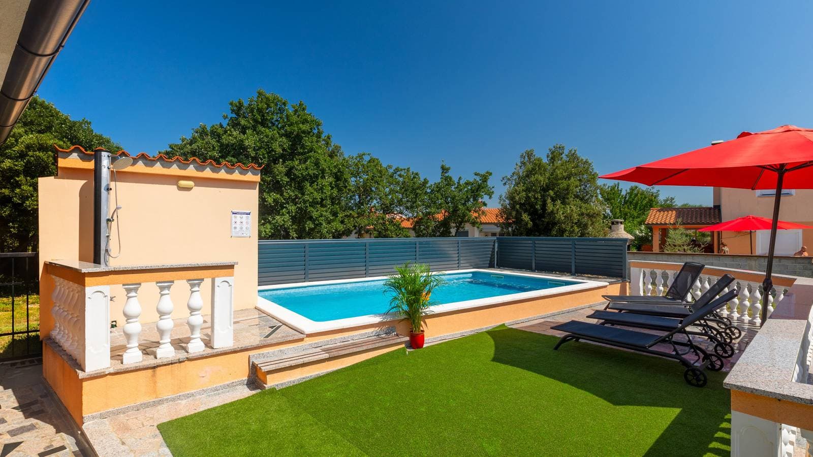 Foto 13 von 27: Villa Maks by Villas Guide