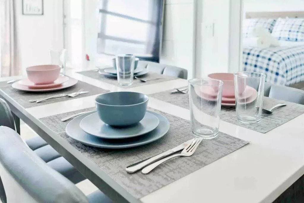 Foto 8 von 50: Luxuswohnung im obersten Stockwerk💎Kostenlose Parkplätze💎Ps4💎10 Minuten zum Flughafen