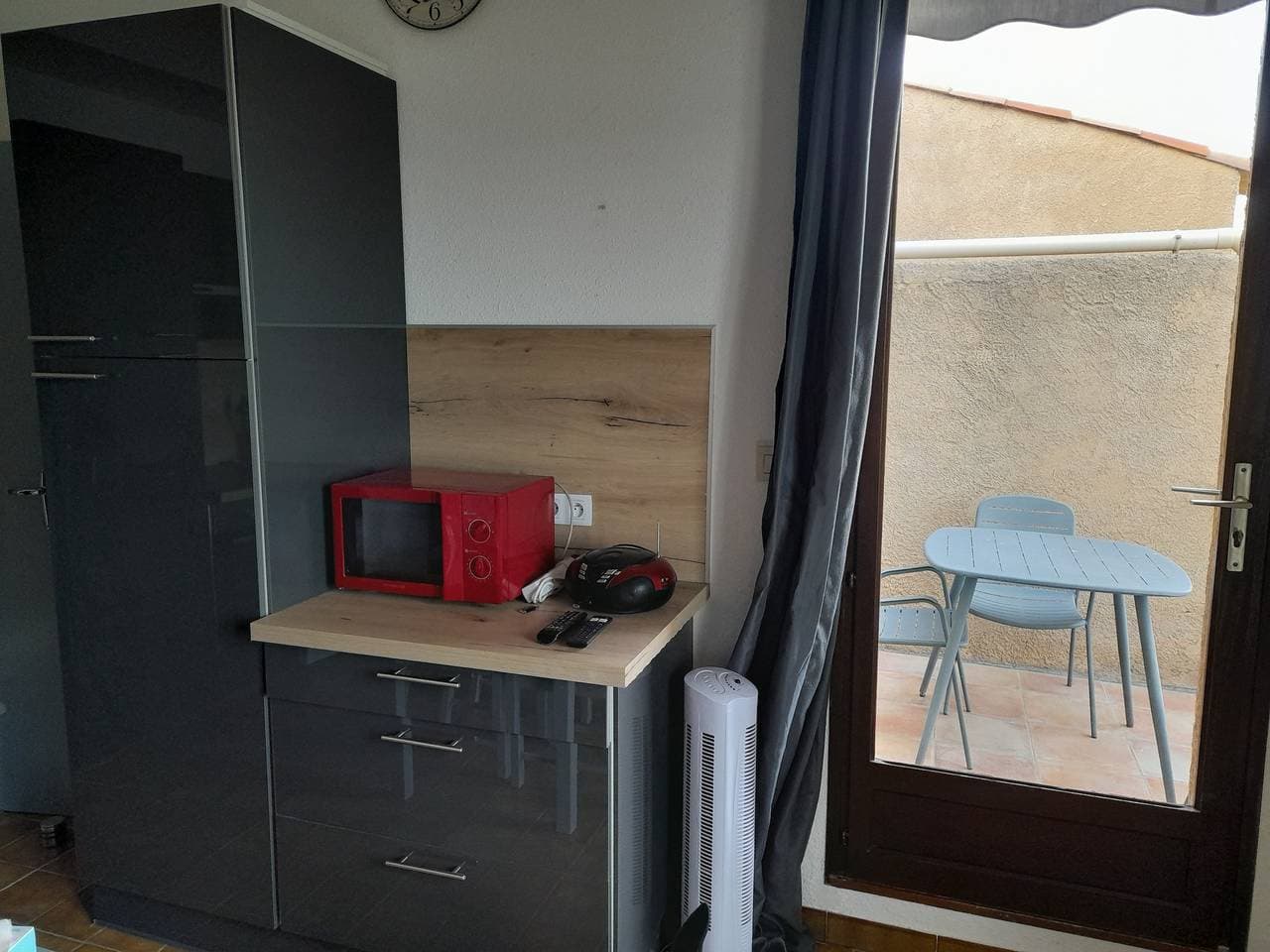 Foto 13 von 32: Gemütliches Apartment in Sainte-Croix-du-Verdon 44 m² Seeansicht