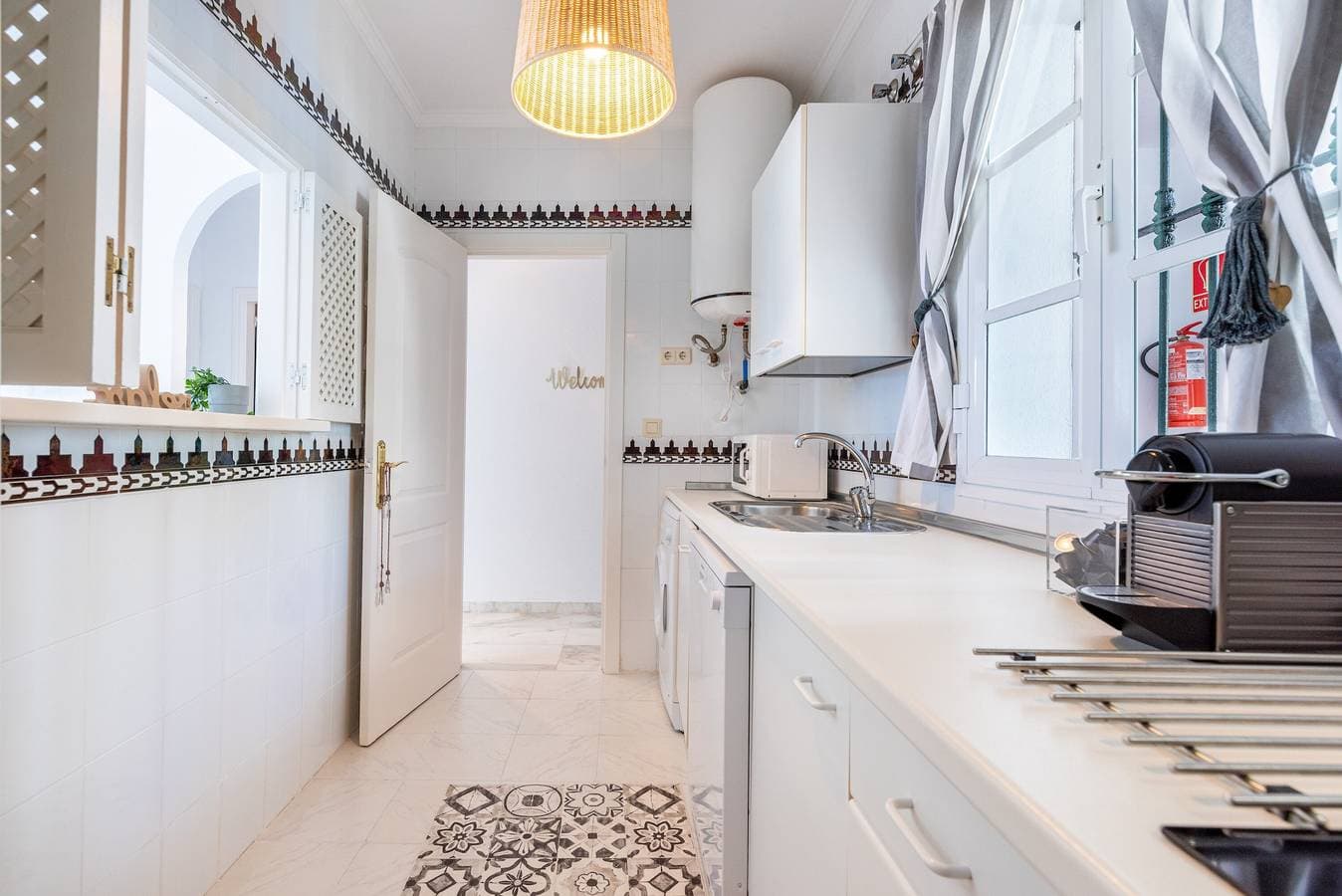 Foto 13 von 27: Ferienwohnung 'Pueblo Quinta' mit Meerblick, WLAN und Klimaanlage