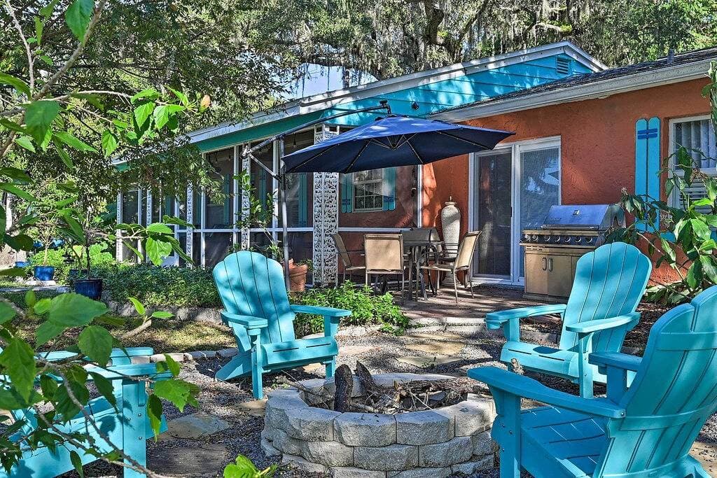 Foto 8 von 44: Riverfront Getaway w/ Hot Tub & Game Room!