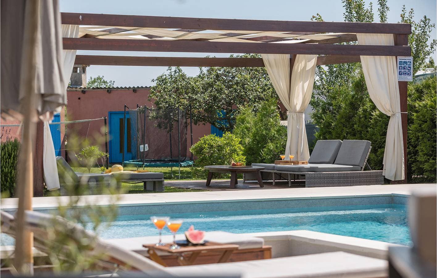 Foto 5 von 59: Gemütliche 1-Zimmer-Wohnung mit Pool, Parkplatz und WLAN
