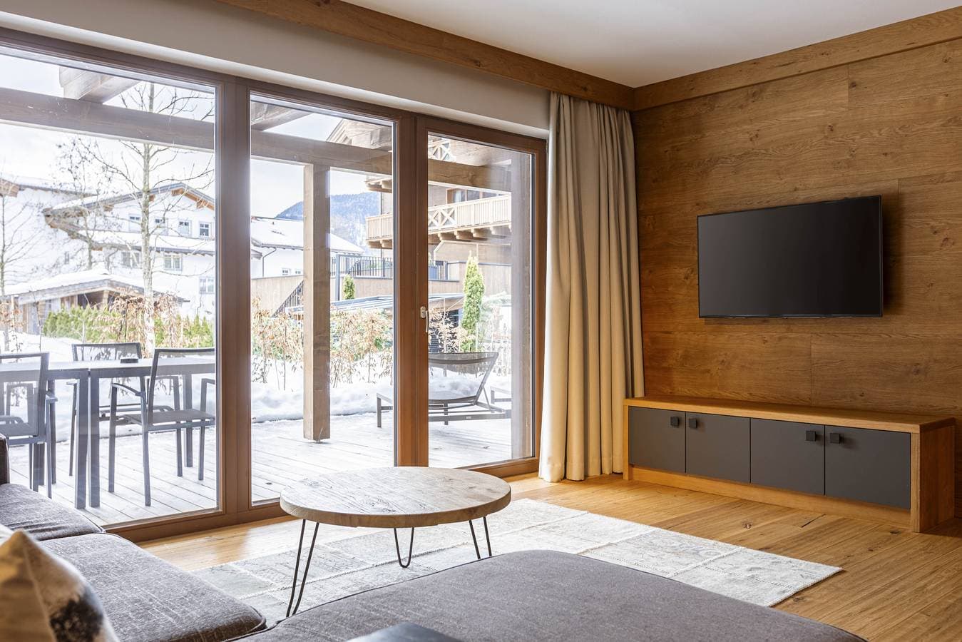 Foto 10 von 21: Premium Ferienwohnung mit 2 Schlafzimmern & Garten