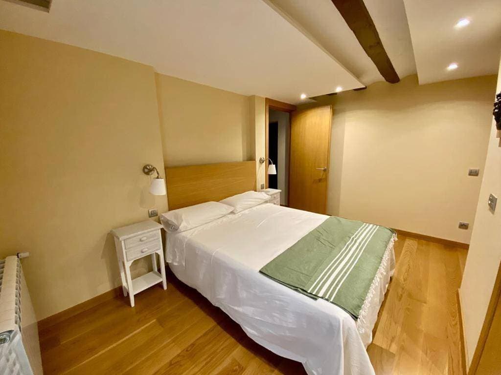 Foto 5 von 100: Five-Bedroom House