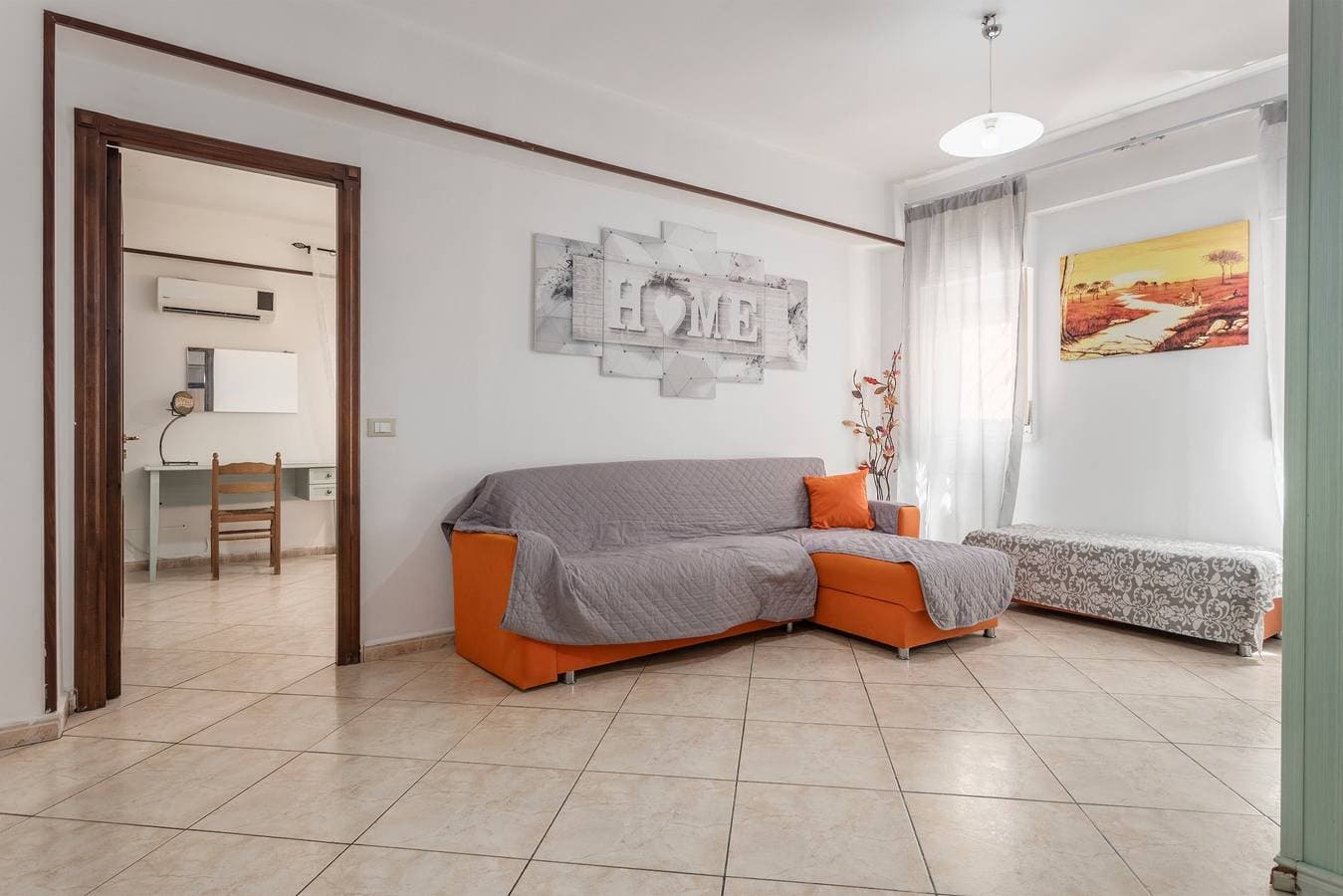 Foto 4 von 22: Ferienhaus 'Casa Blanco' mit privater Terrasse, WLAN und Klimaanlage
