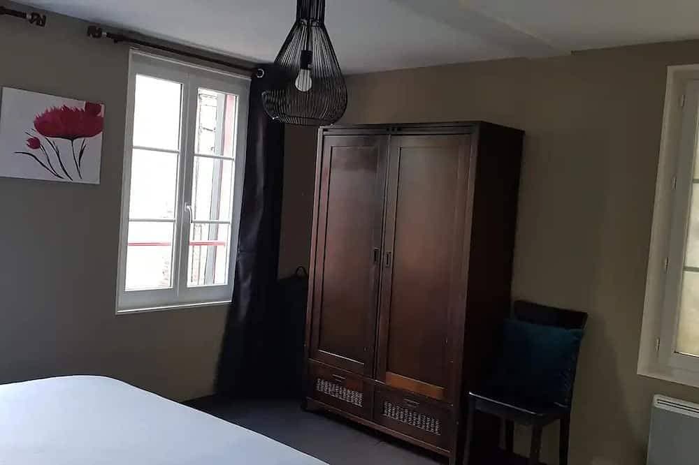 Foto 2 von 15: Appartement Typique de 54 m², Plein Centre au Calme