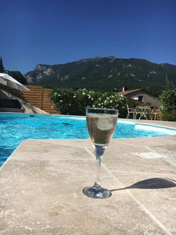 Foto 5 von 37: Villa with Private Pool