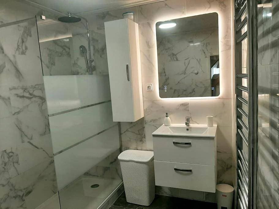 Foto 5 von 38: Three-Bedroom House