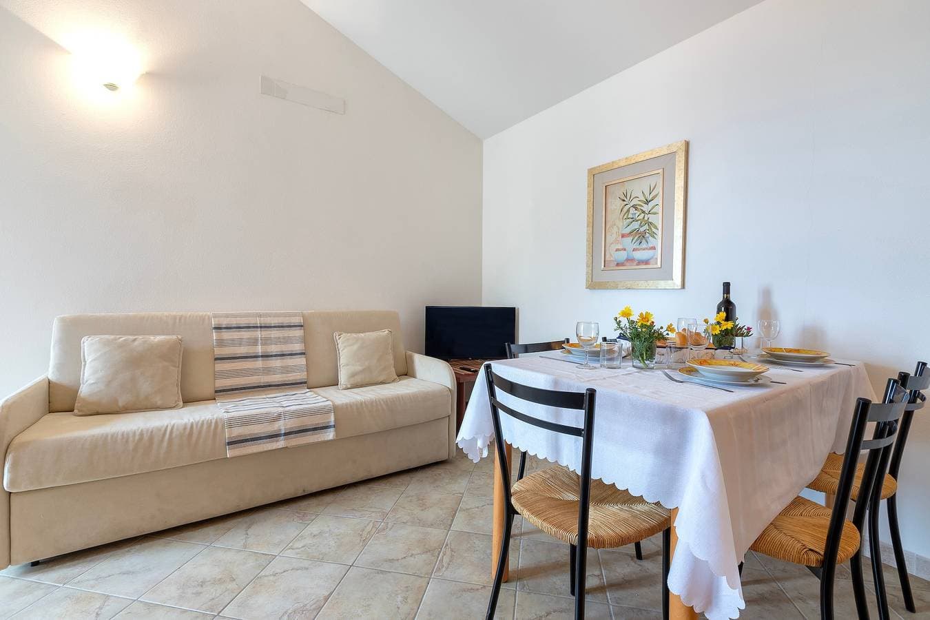 Foto 4 von 24: Ferienwohnung 'Le Residenze Di Anna' mit Meerblick, Gemeinschaftspool und Klimaanlage