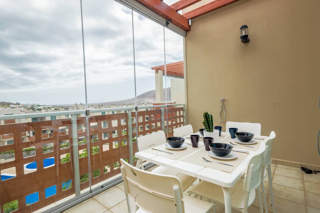 Foto 2 von 28: Ferienwohnung Luxury Junto Al Mar nahe dem Strand mit Terrasse