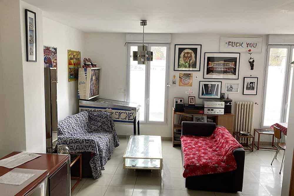 Foto 8 von 14: Charming town house very close to Paris.