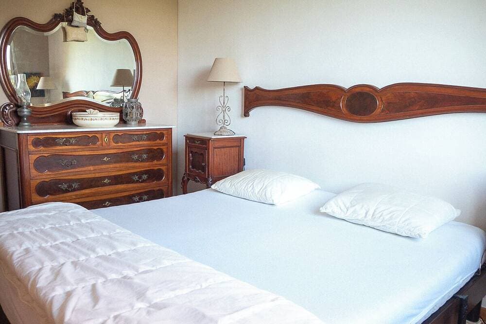 Foto 3 von 30: Pleasant single-storey house, sleeps 7, unobstructed view, private pool.