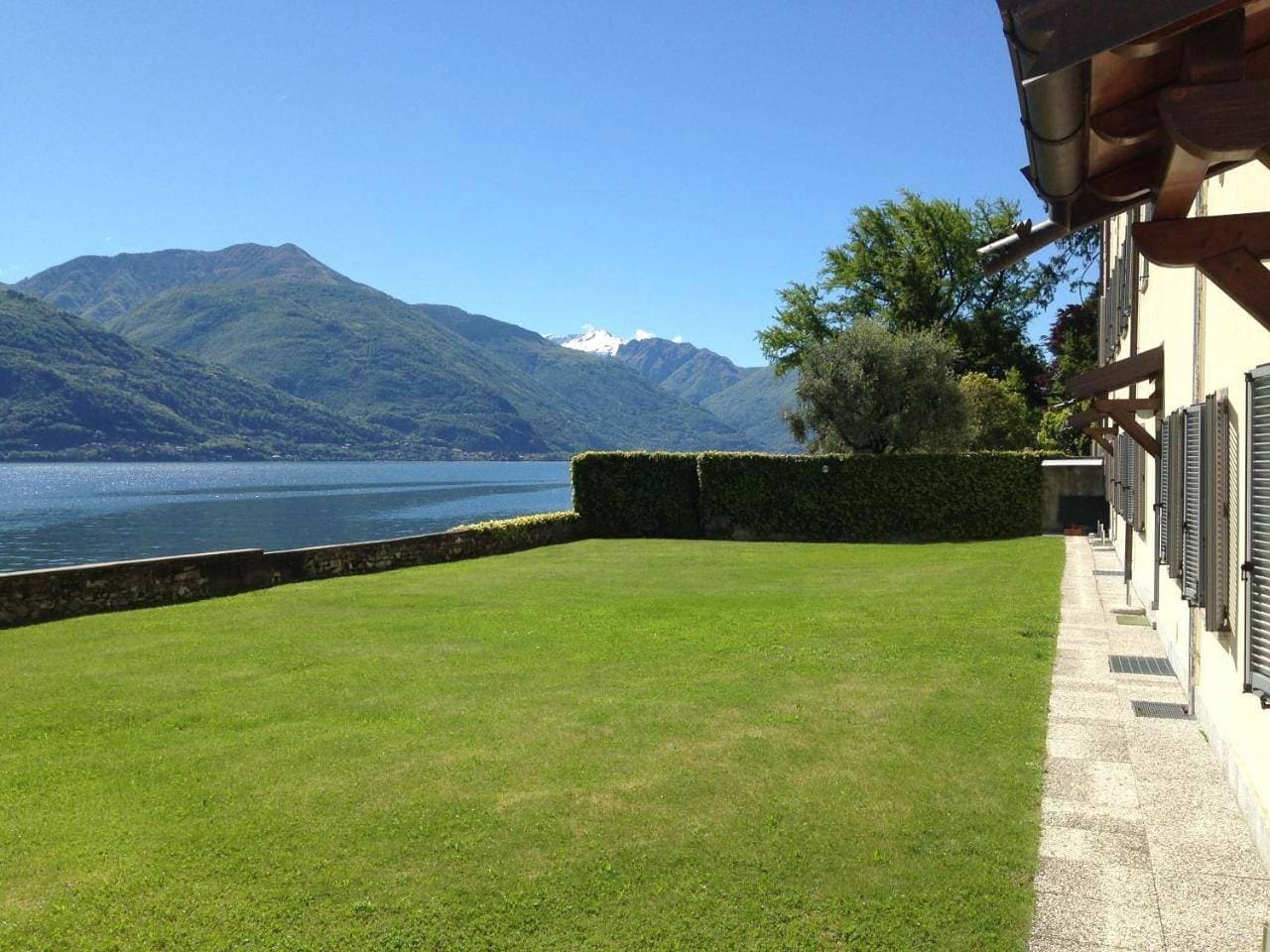 Foto 5 von 48: Apartment with Lake View