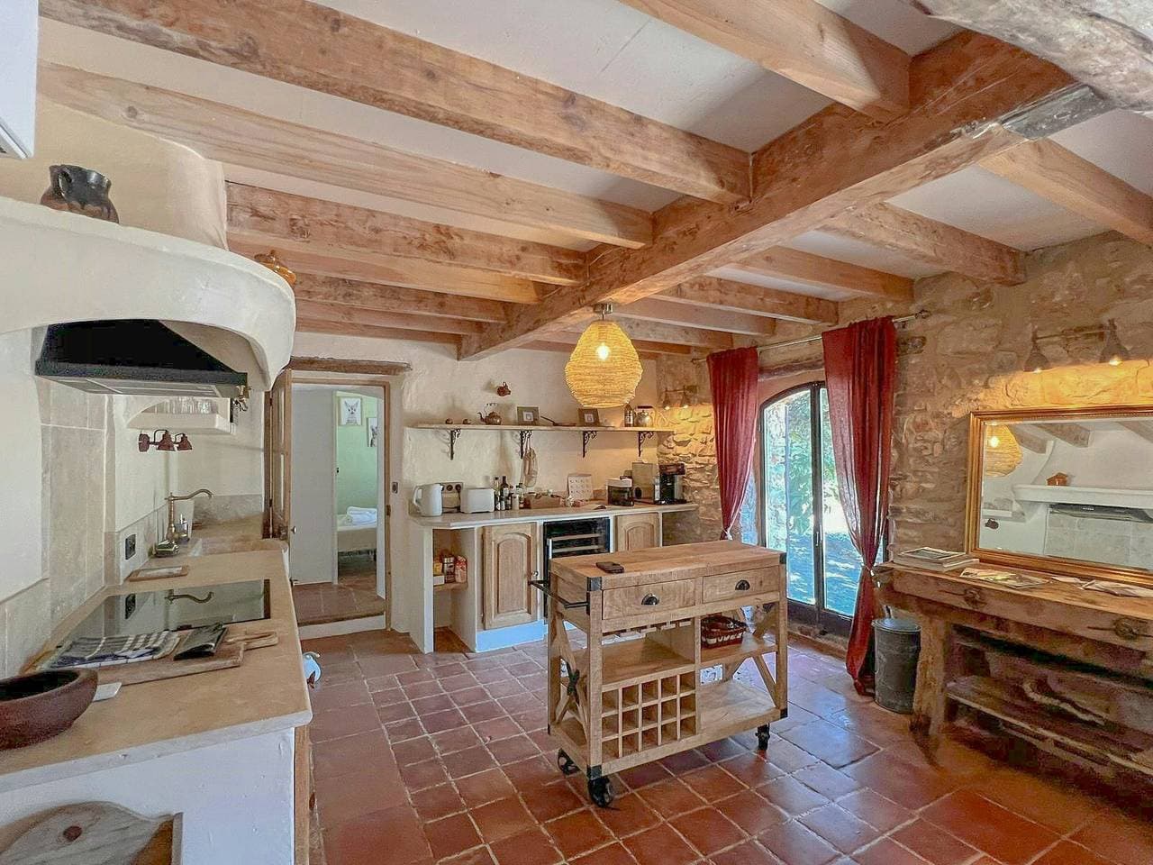 Foto 3 von 57: Historische Schafstallung im Herzen der Provence
