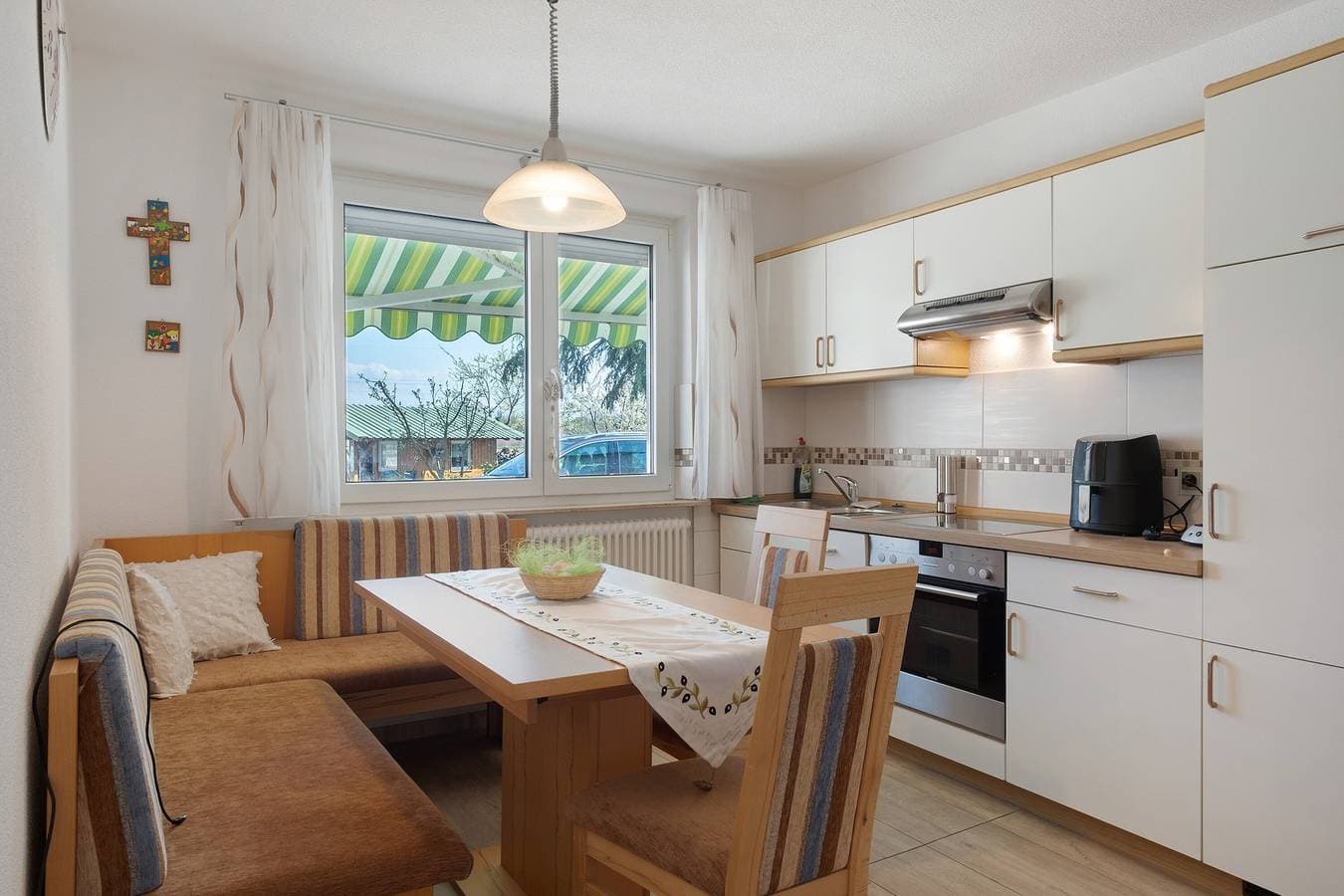 Foto 11 von 36: Ferienwohnung 'Schwarzwaldblick' mit privater Terrasse, privatem Garten und Wi-Fi