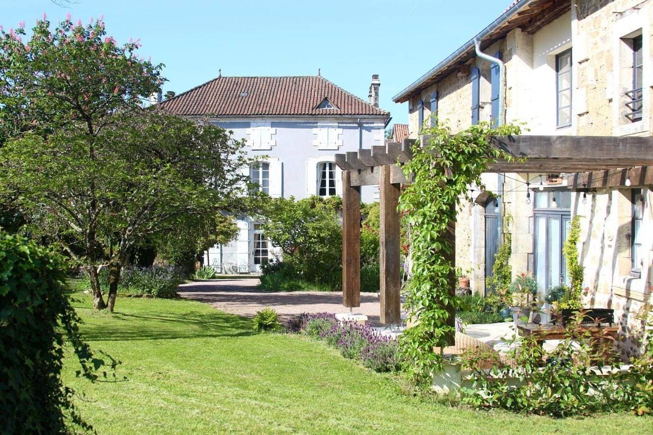 Foto 4 von 32: Two-Bedroom Villa