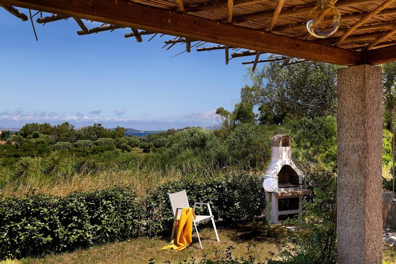 Foto 9 von 10: Ferienwohnung in der Nähe dem Strand mit Meerblick, Terrasse & Garten