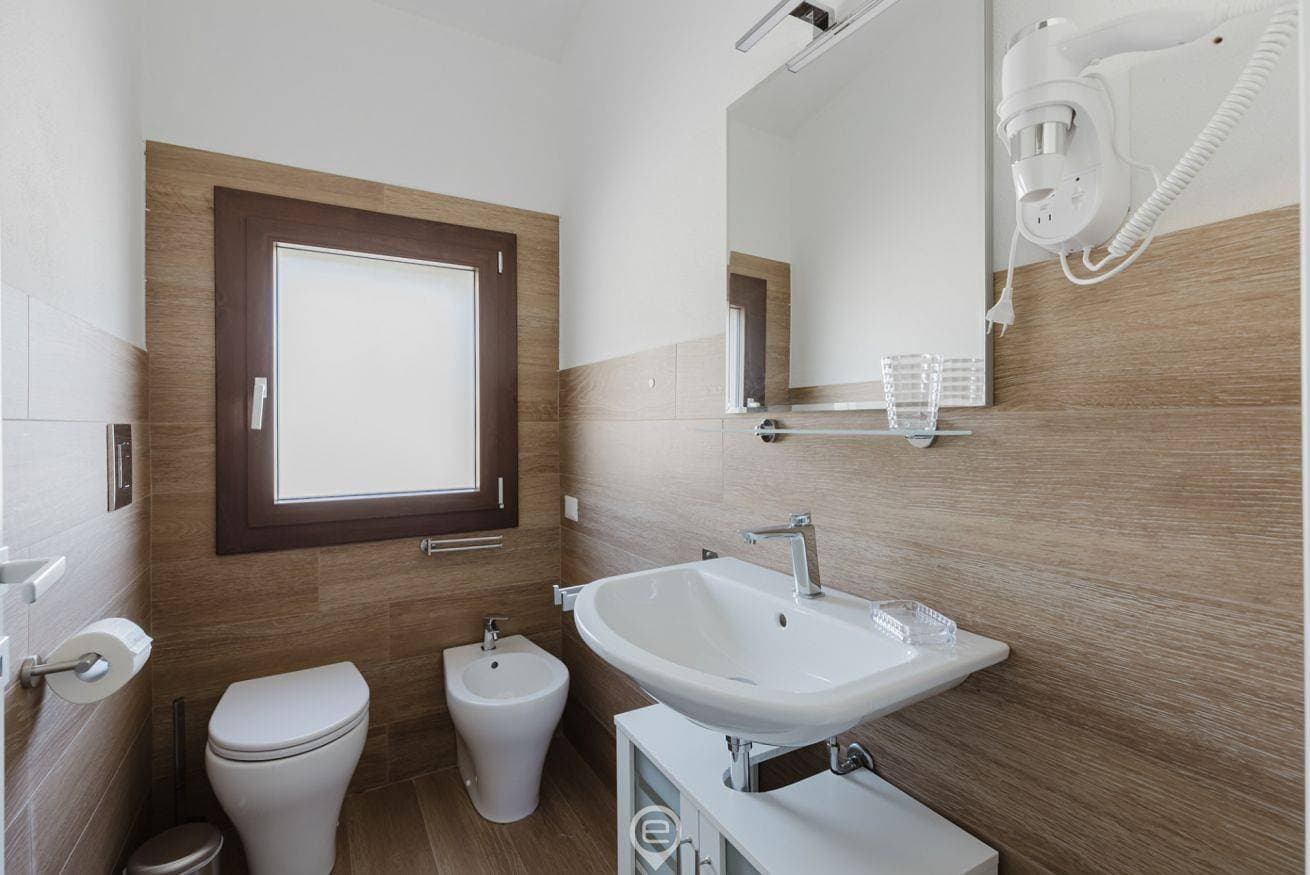 Foto 4 von 36: Zimmer für 2 Personen mit Garten