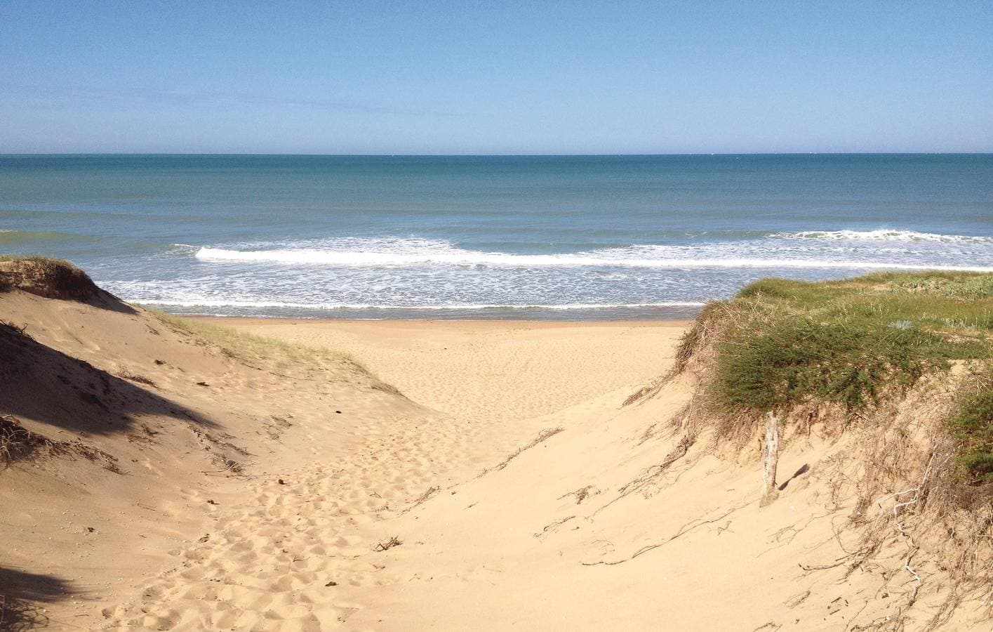 Foto 13 von 16: Gemütliches 2,5 km entferntes Strandhaus mit Parkplatz und WiFi