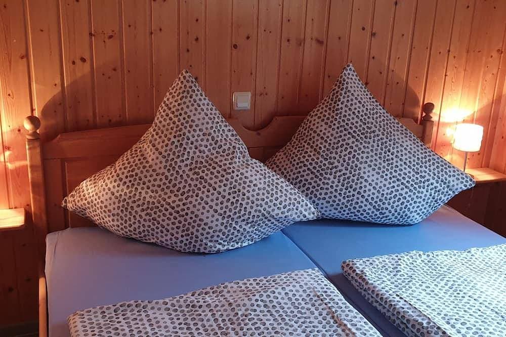 Foto 2 von 28: Ruhiges zentral gelegenes Ferienhaus mit  Sauna Pool& Badezuber