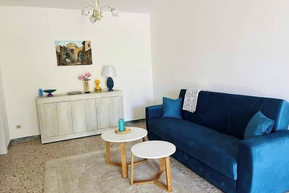 Foto 8 von 30: Apartment in a villa under a large palm tree and garden