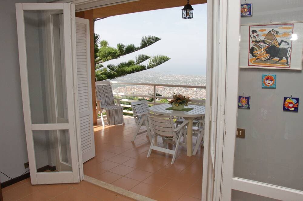 Villa Lomarchi Ferienhaus 1