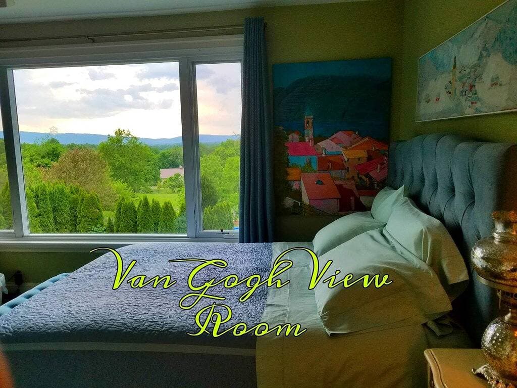 Foto 7 von 29: Das Van Gogh Zimmer in der privaten Villa
