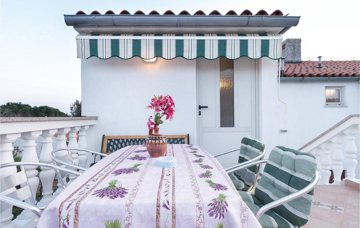 Foto 4 von 30: Gemütliche 2-Zimmer-Wohnung mit Terrasse, 900 m vom Strand entfernt