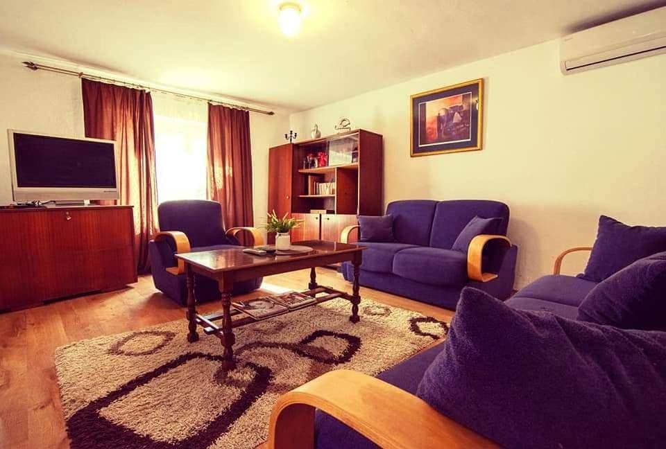 Foto 5 von 37: One-Bedroom Apartment