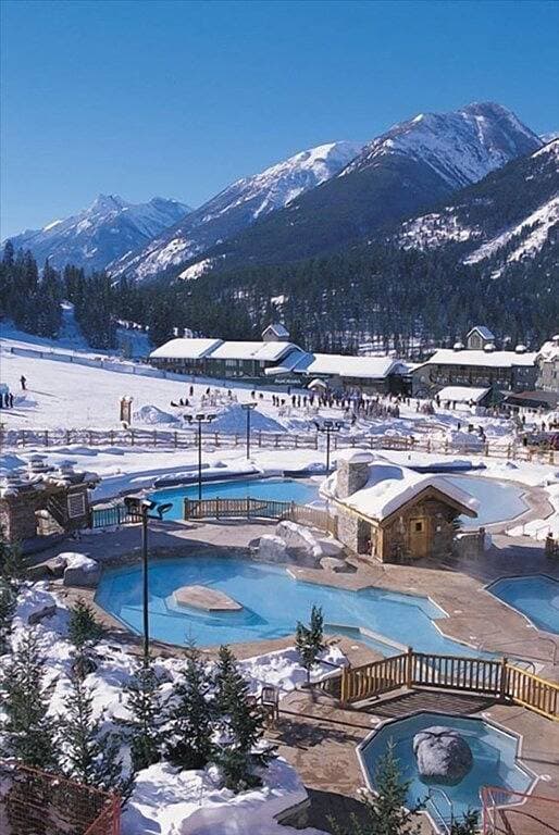 Foto 7 von 16: Perfekte Lage Stadthaus mit einem Schlafzimmer: True Ski to Door mit Sauna!