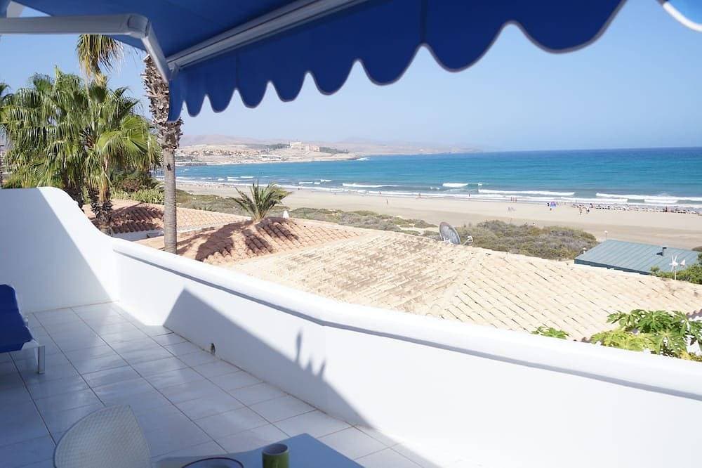 2-Zimmer-Apartment, 50 Meter zum Strand, Panorama-Meerblick 1
