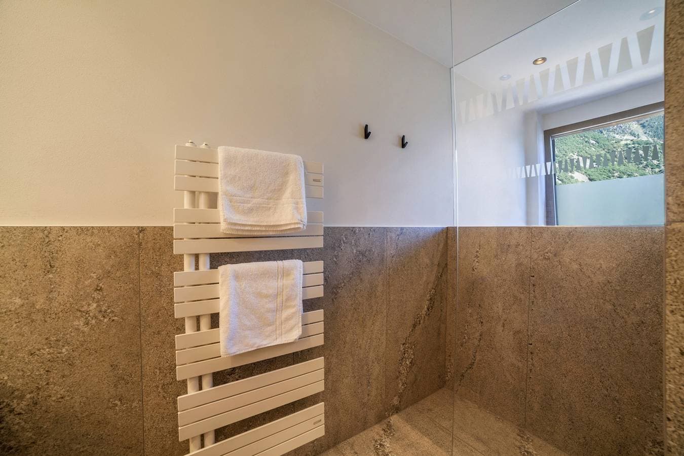 Foto 11 von 24: Ferienwohnung "Natur Romantik Annalena" mit Bergblick, privater Terrasse und WLAN
