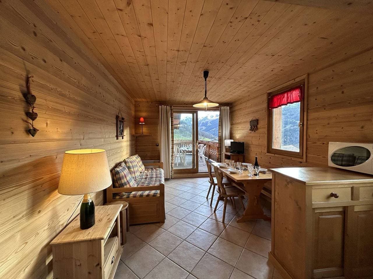 Foto 9 von 17: Gemütliche 2-Zimmer-Wohnung mit WLAN in Méribel