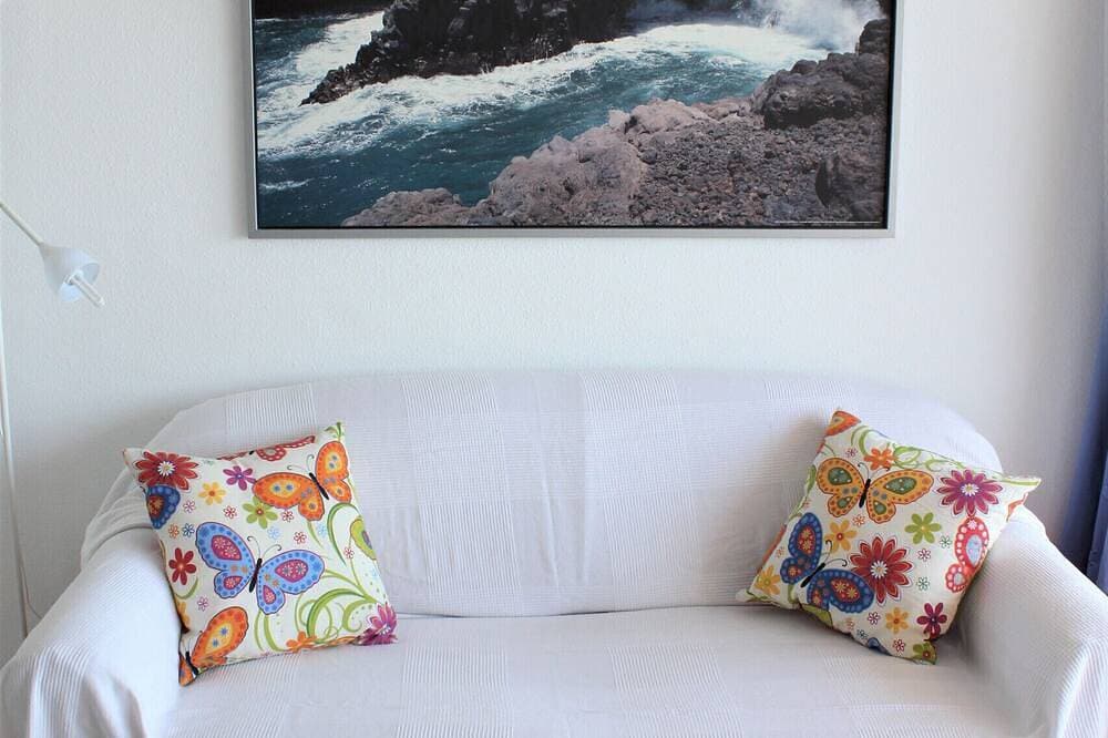 Foto 13 von 30: Luminoso apartamento con vistas al mar. wifi