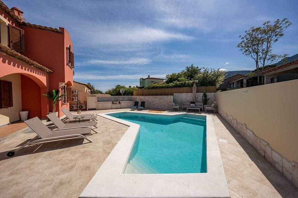 Foto 7 von 30: Meeresvilla Für Familien Mit Veranda Und Garten