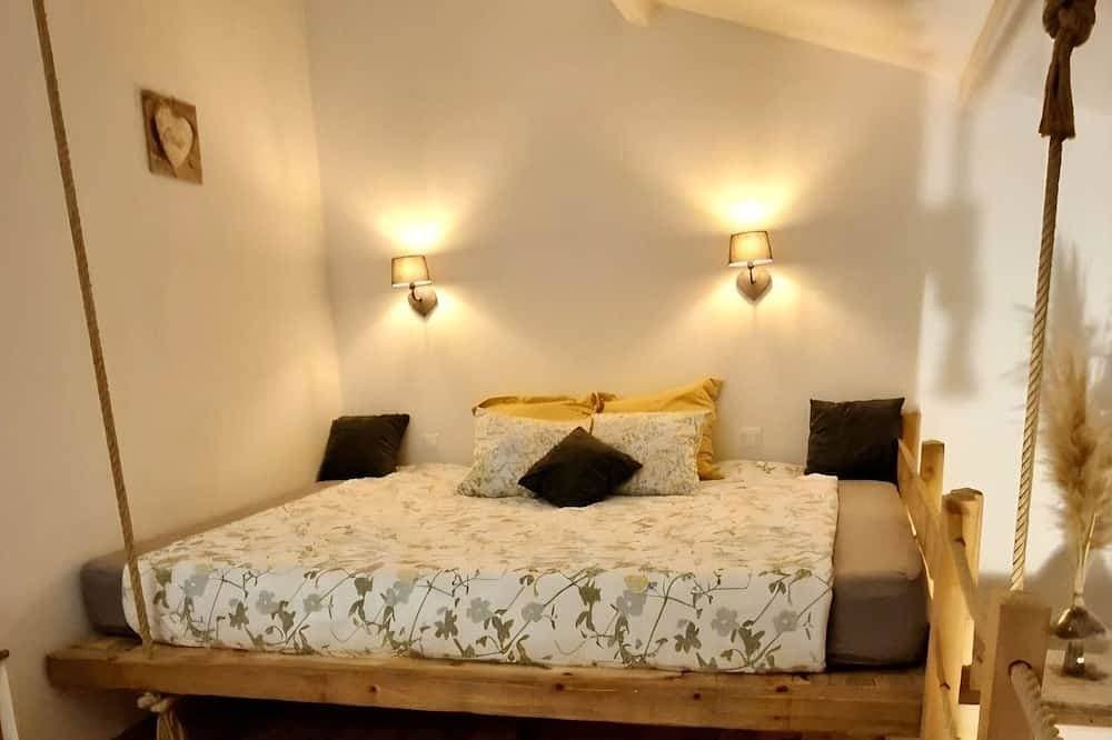 Foto 4 von 17: Suite with a private hot tub