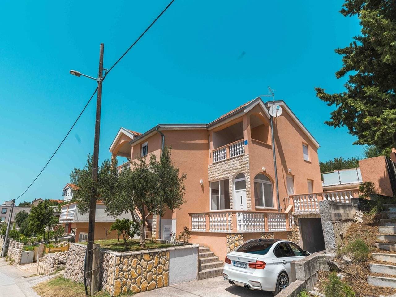 Foto 8 von 39: Geräumiges Ferienhaus in Maslenica
