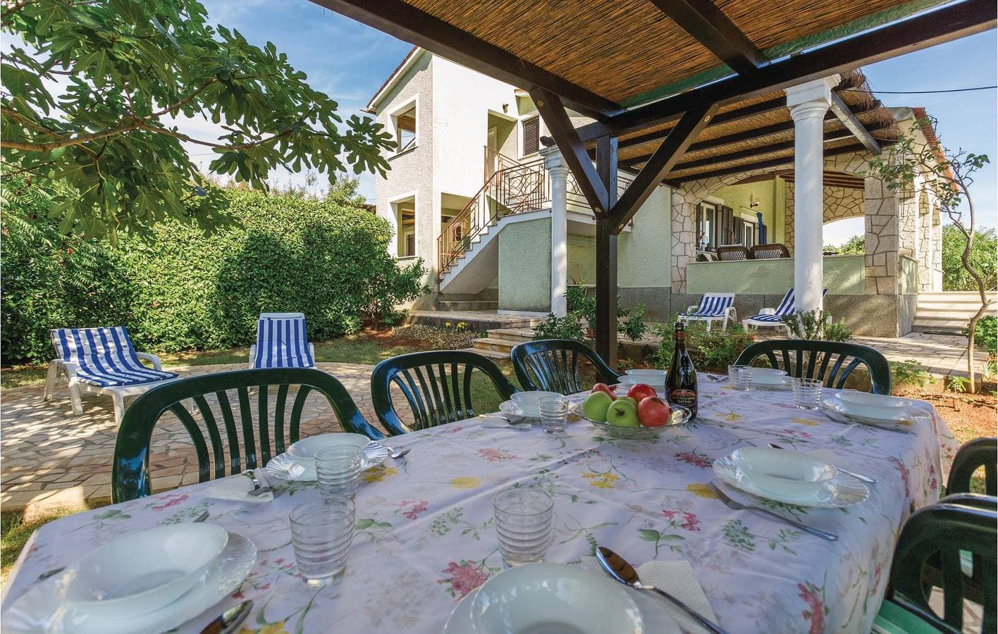 Foto 7 von 37: Urlaub am Meer: Gemütliche Ferienwohnung mit Aussicht, WLAN und Terrasse