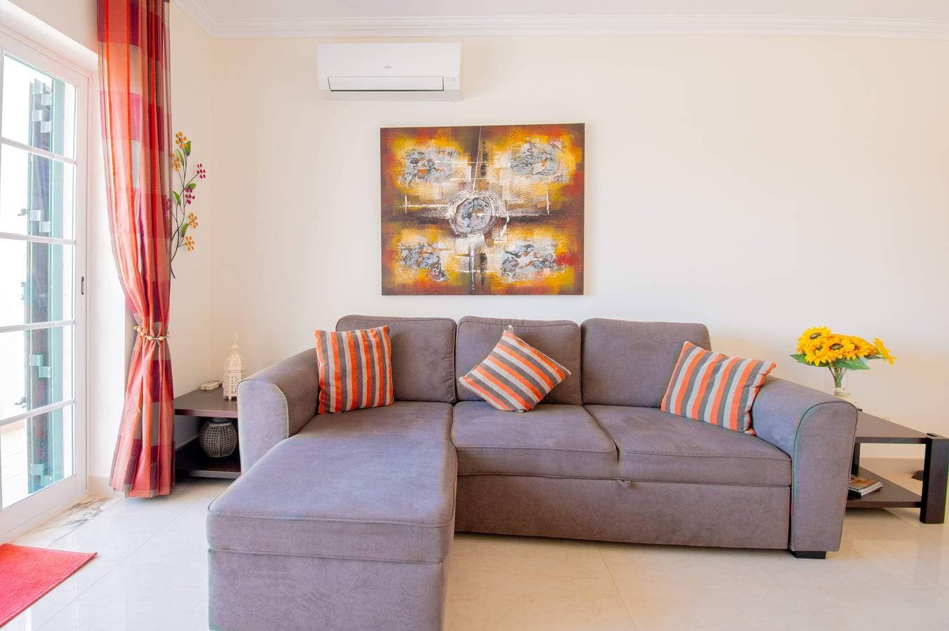Foto 2 von 50: Lily · Fabulous 1 Bed Apt With Roof Terrace & Pool