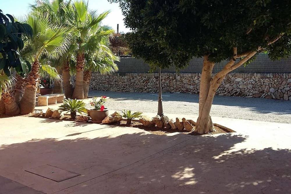 Foto 9 von 21: Finca Es Torrent den Cosme. Landhaus mit Pool. Ses Salines