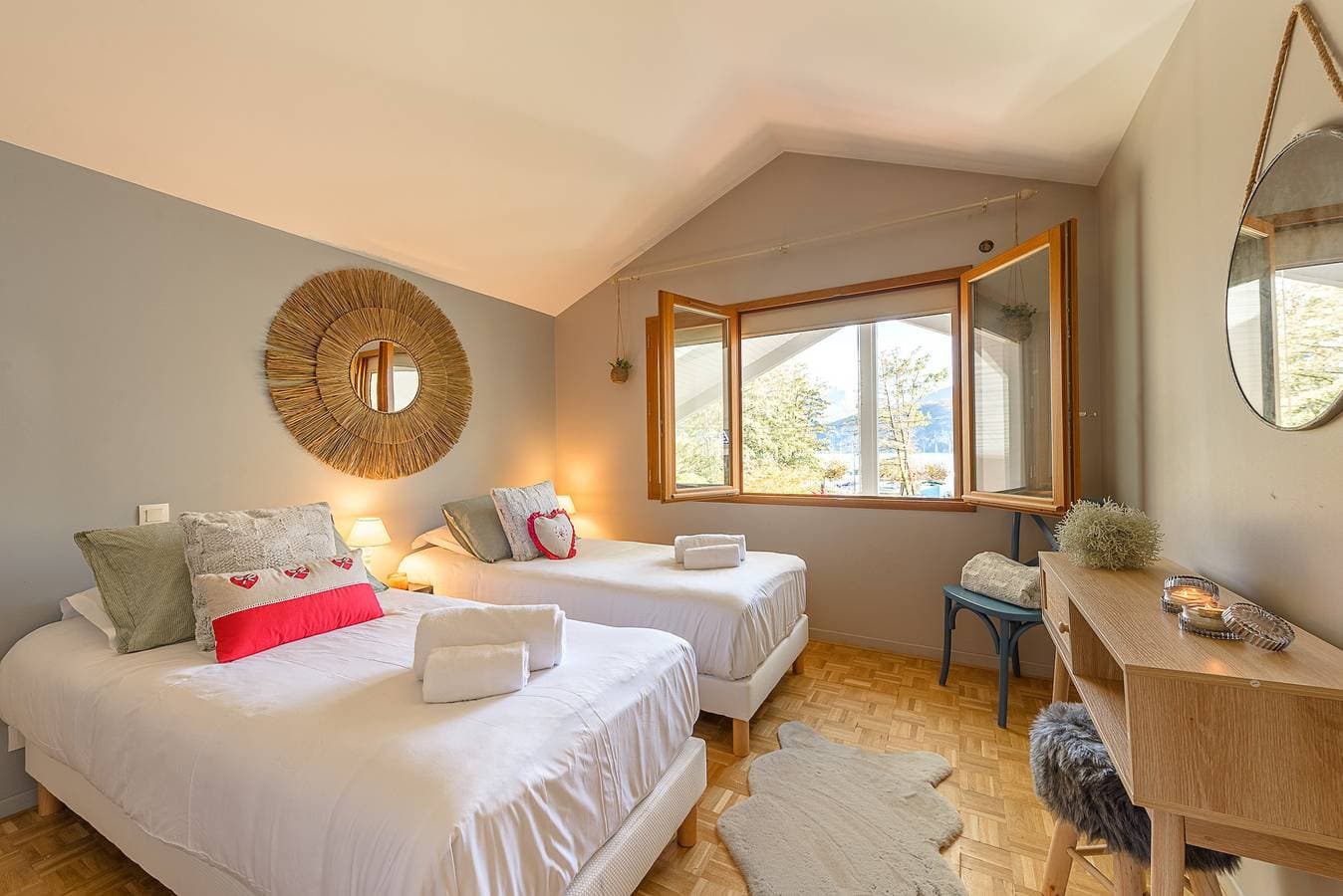 Foto 4 von 36: Ferienhaus für 9 Personen mit Terrasse